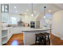 Dining room - 620 Indian Road, Toronto, ON M6P2C6 Photo 9