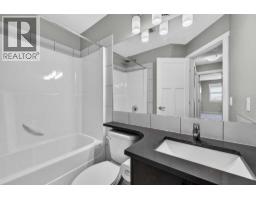 905 Evanston Manor NW - photo 32