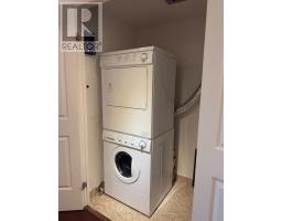 310 - 131 Upper Duke Crescent, Markham, ON L6G0C9 Photo 9