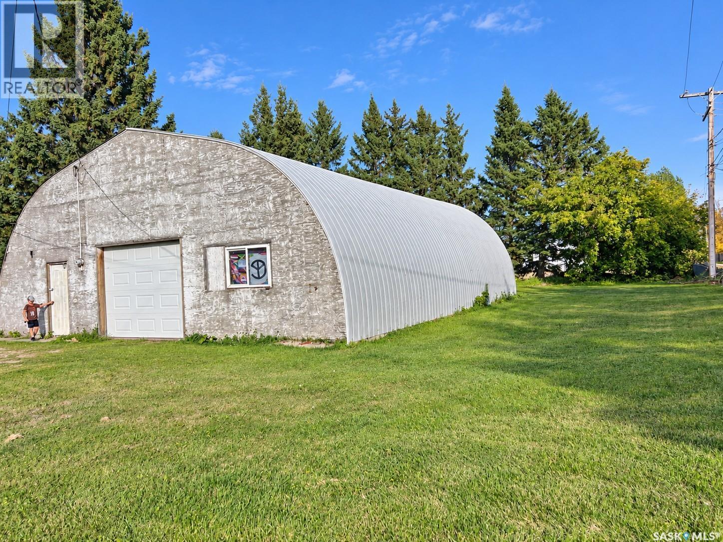 401 Service ROAD E, Shellbrook — photo 32