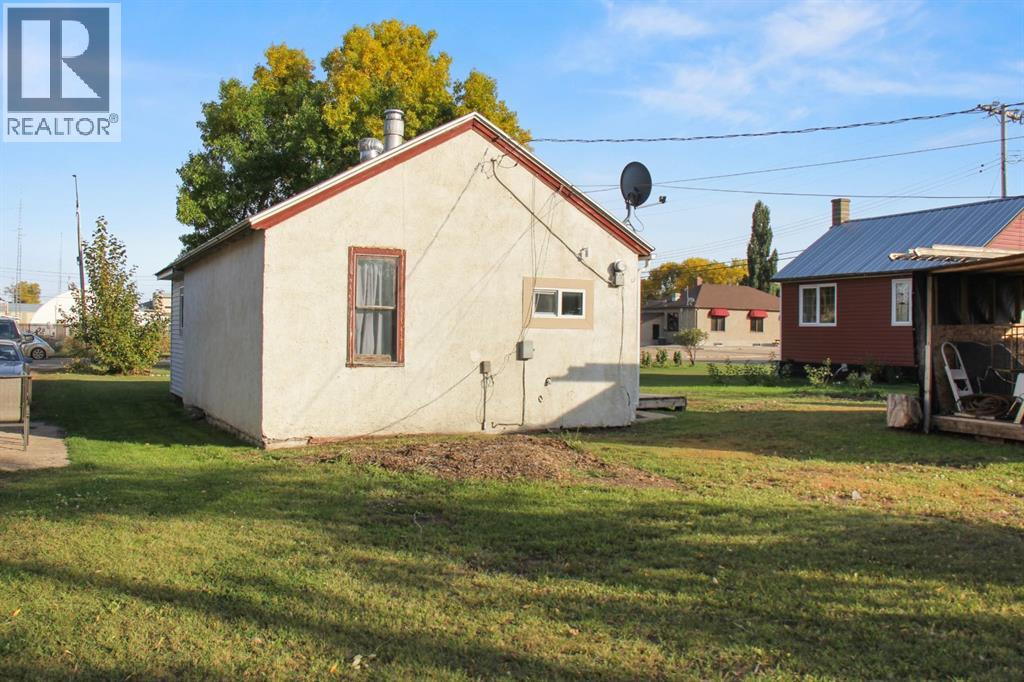 Listing photo – 4809 49 Street, Sedgewick