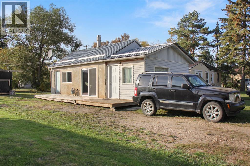Listing photo – 4809 49 Street, Sedgewick