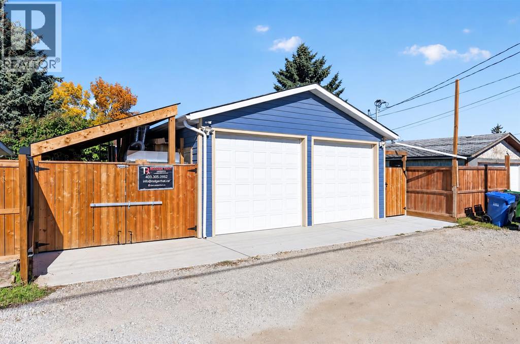 3248 Doverville Crescent SE - Image 44