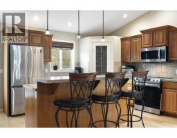 57 Thornfield Close SE - photo 3