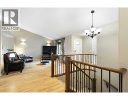 57 Thornfield Close SE - photo 29