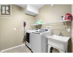 57 Thornfield Close SE - photo 39