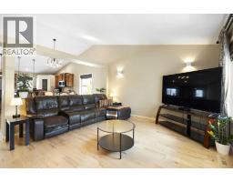 57 Thornfield Close SE - photo 1
