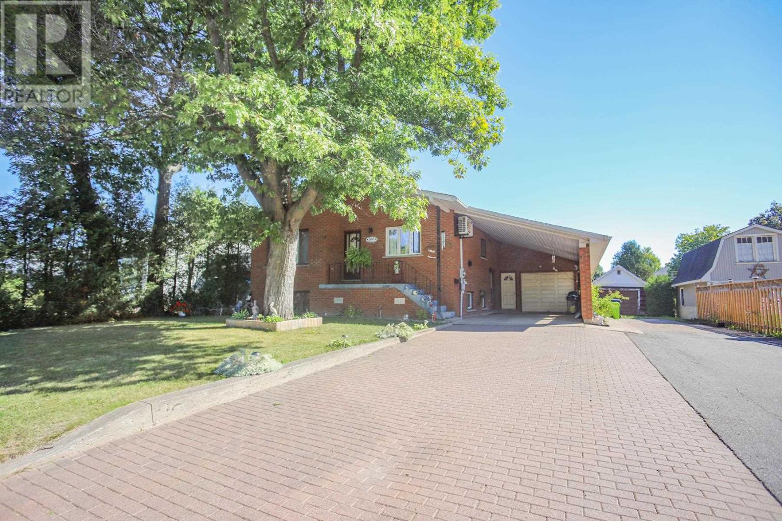 Property for sale at 560 Lake ST