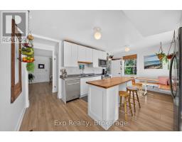 10 - 22625 Loyalist Parkway, Quinte West, ON K8V5P7 Photo 6