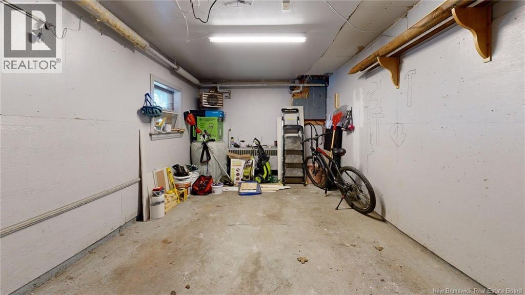 3 Crow's Nest Lane - 35