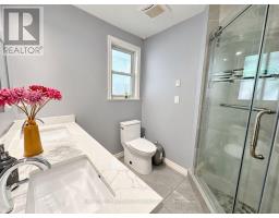 Main Floor - 104 Shelborne Avenue, Toronto, ON M5N1Z3 Photo 25