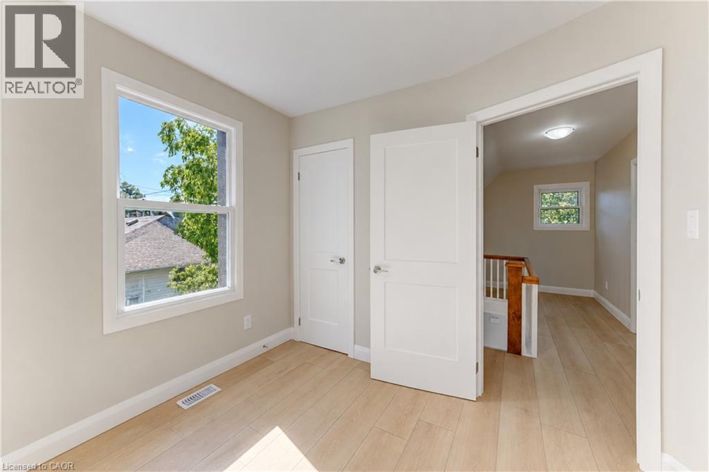 18 MIEHM Place - 29