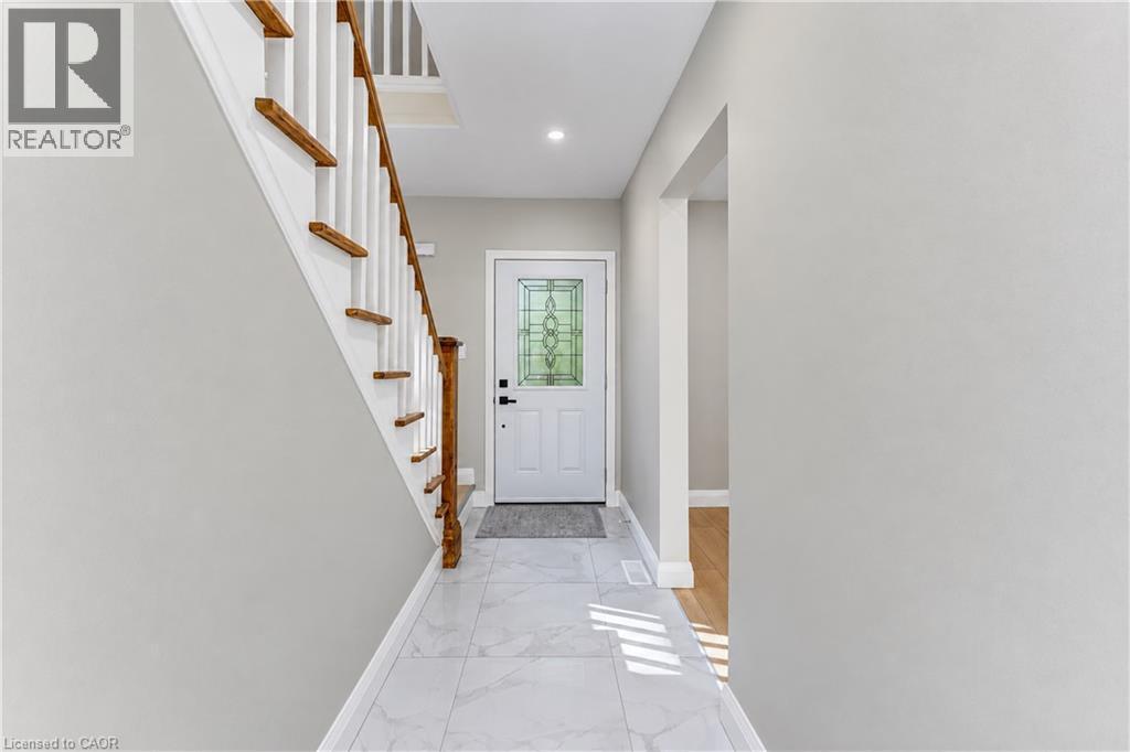 18 MIEHM Place - 6