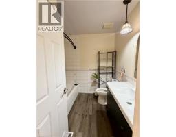 119 Ingleside Drive Unit# Upper, Kitchener, ON N2M2G9 Photo 8