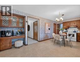 Dining room - 1565 Roxborough, Windsor, ON N9B3H2 Photo 12