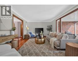 4pc Bathroom - 1565 Roxborough, Windsor, ON N9B3H2 Photo 8