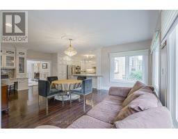 252 Dunview Avenue N, Toronto, ON M2N4J2 Photo 14