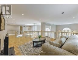 252 Dunview Avenue N, Toronto, ON M2N4J2 Photo 26