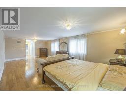 252 Dunview Avenue N, Toronto, ON M2N4J2 Photo 28