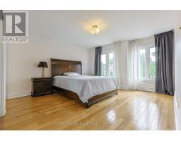 252 Dunview Avenue N, Toronto, ON M2N4J2 Photo 33