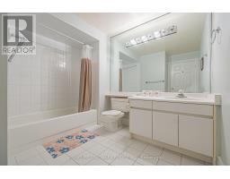 252 Dunview Avenue N, Toronto, ON M2N4J2 Photo 38