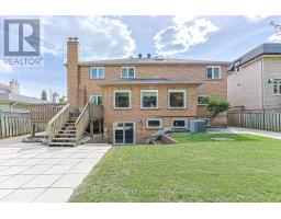252 Dunview Avenue N, Toronto, ON M2N4J2 Photo 40
