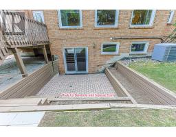 252 Dunview Avenue N, Toronto, ON M2N4J2 Photo 41