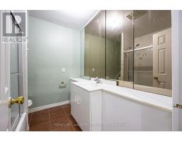252 Dunview Avenue N, Toronto, ON M2N4J2 Photo 48