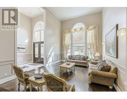 Eating area - 252 Dunview Avenue N, Toronto, ON M2N4J2 Photo 6