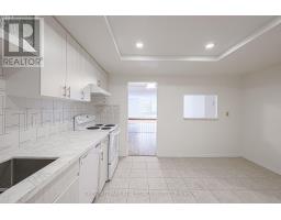 305 - 131 Beecroft Road, Toronto, ON M2N6G9 Photo 14