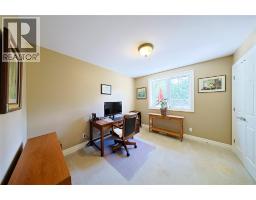 5121 Lakeshore Road, Plympton Wyoming, ON N0N1J6 Photo 25