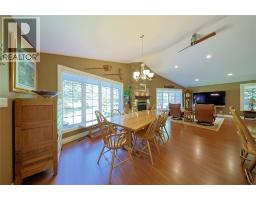 5121 Lakeshore Road, Plympton Wyoming, ON N0N1J6 Photo 34