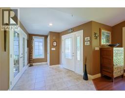 5121 Lakeshore Road, Plympton Wyoming, ON N0N1J6 Photo 37