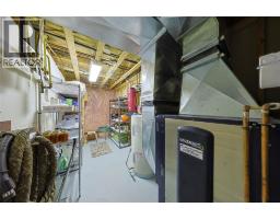 5121 Lakeshore Road, Plympton Wyoming, ON N0N1J6 Photo 43