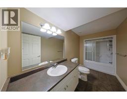 5121 Lakeshore Road, Plympton Wyoming, ON N0N1J6 Photo 44