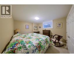 5121 Lakeshore Road, Plympton Wyoming, ON N0N1J6 Photo 46