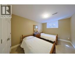 5121 Lakeshore Road, Plympton Wyoming, ON N0N1J6 Photo 47