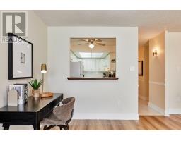 202 - 121 Ling Road, Toronto, ON M1E4Y2 Photo 12