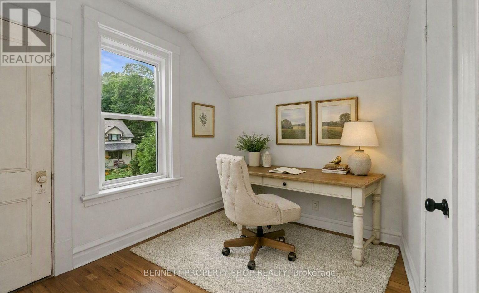 6107 3RD LINE ROAD - 12