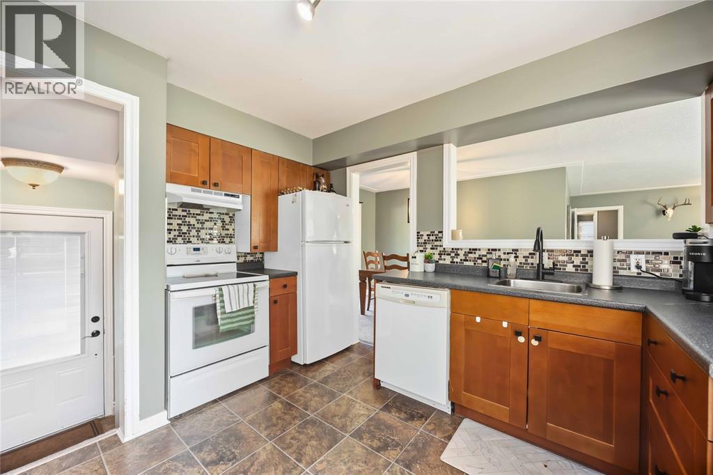 772 KEMSLEY DRIVE - 12