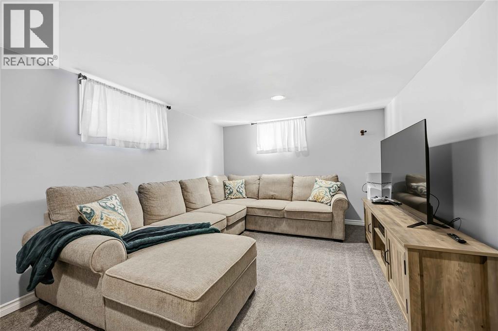 772 KEMSLEY DRIVE - 24