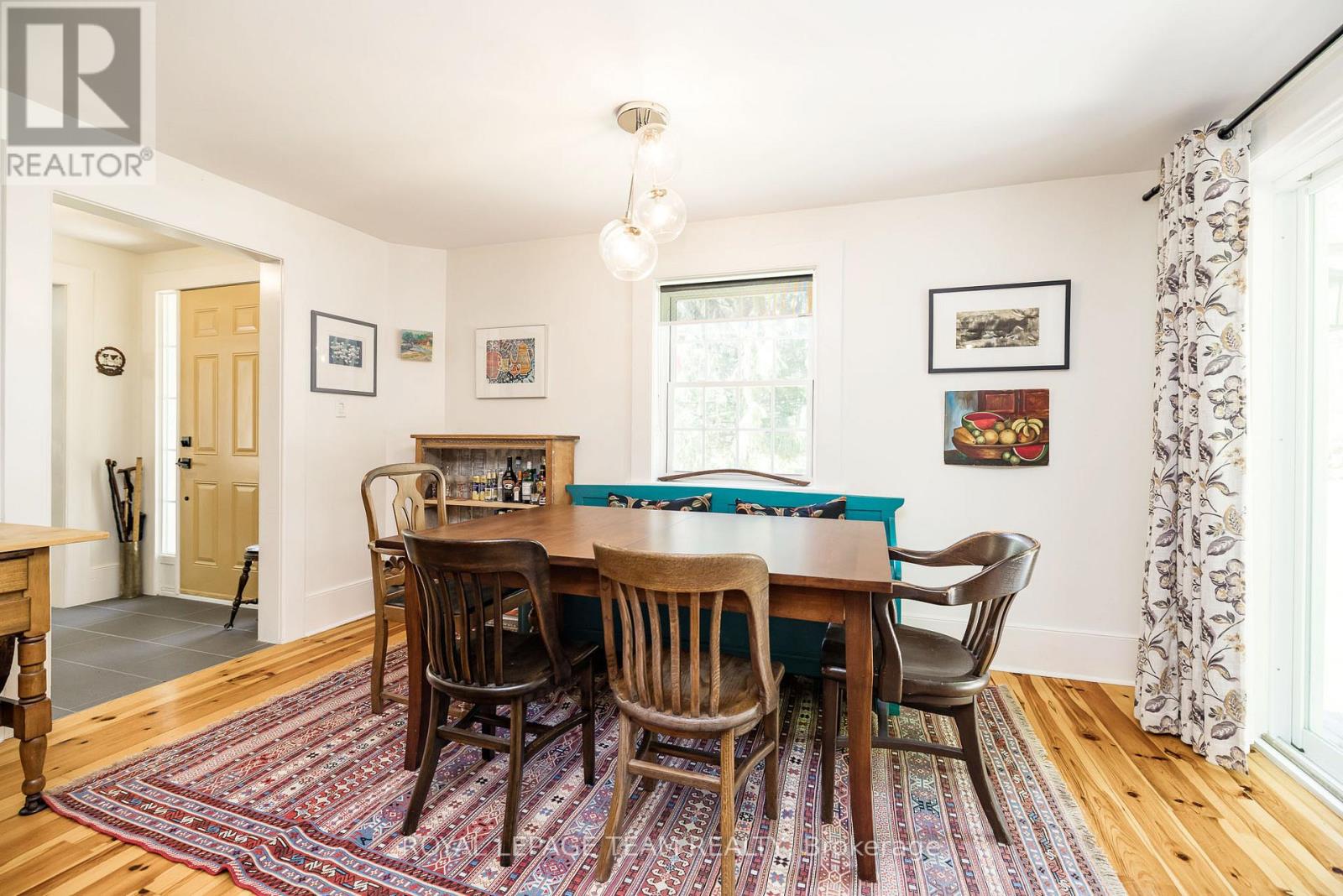 373 CRAIG ROAD - 23