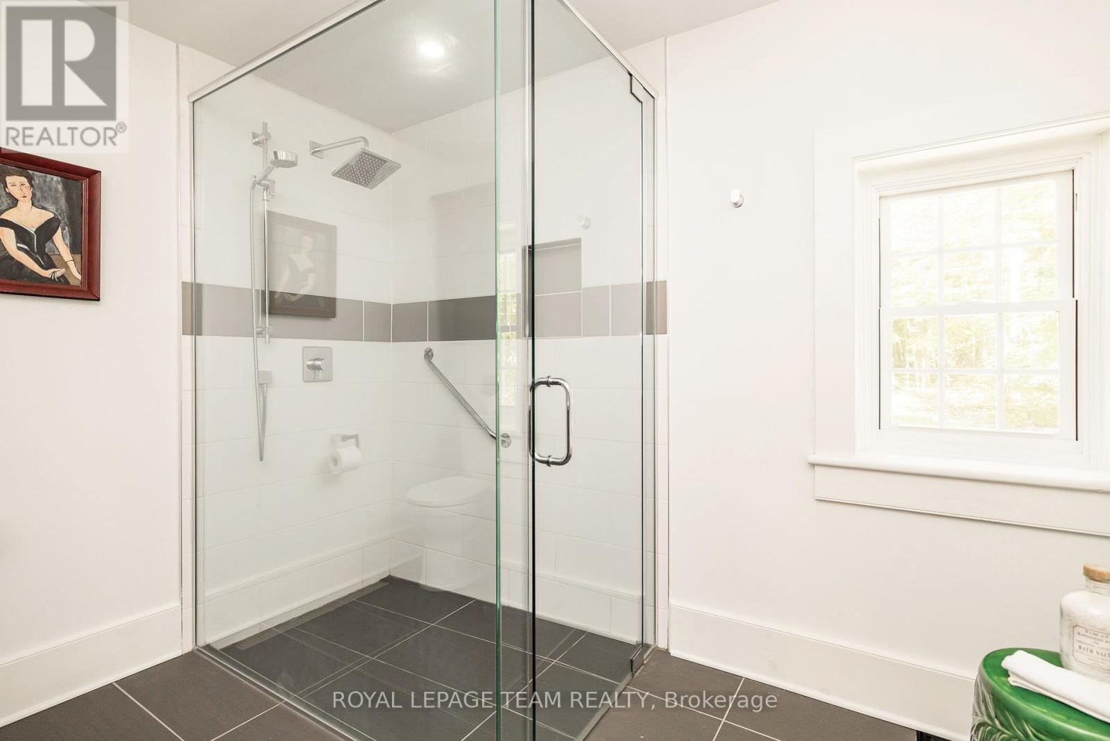 373 CRAIG ROAD - 28