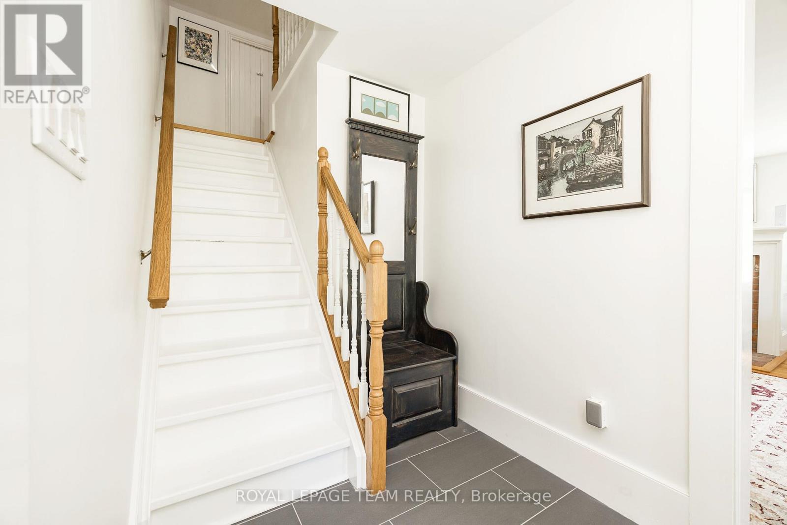 373 CRAIG ROAD - 33