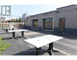 8278 Thorold Stone Road, Niagara Falls, ON L2H1A9 Photo 13