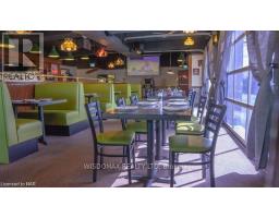 8278 Thorold Stone Road, Niagara Falls, ON L2H1A9 Photo 16