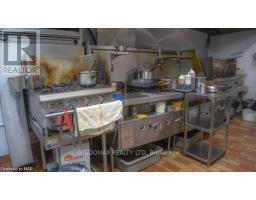 8278 Thorold Stone Road, Niagara Falls, ON L2H1A9 Photo 19