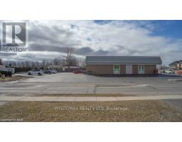 8278 Thorold Stone Road, Niagara Falls, ON L2H1A9 Photo 7