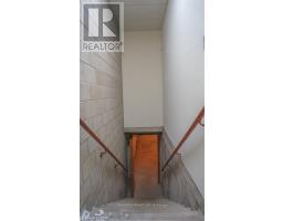 8278 Thorold Stone Road, Niagara Falls, ON L2H1A9 Photo 9