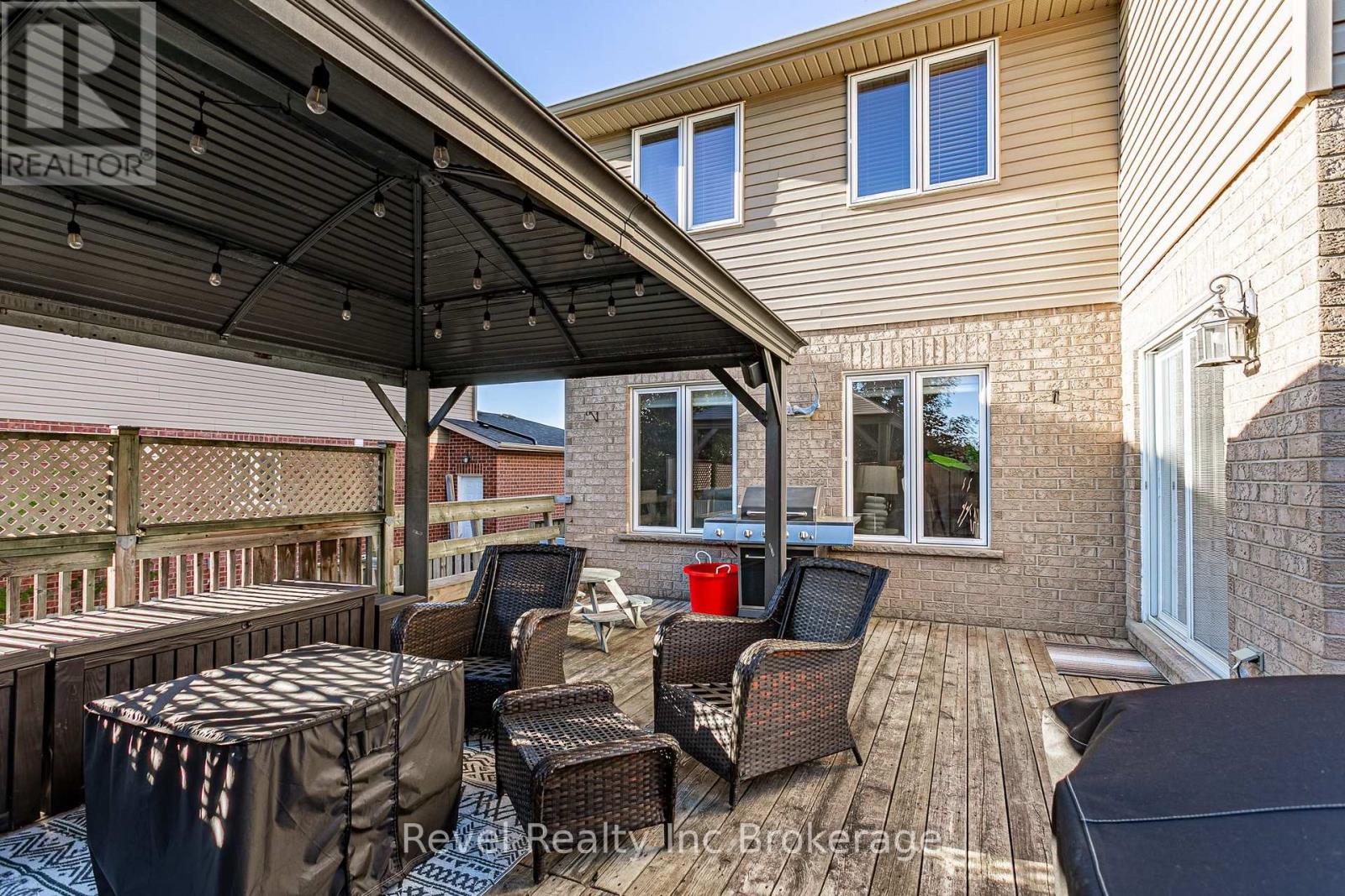 53 APPLEWOOD STREET - Image 40